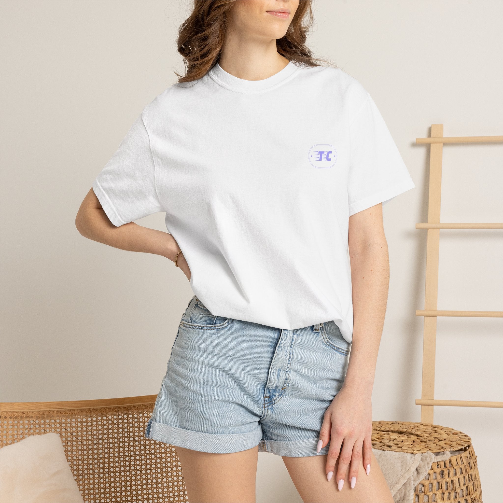 TERRA CRUZ BOTANICALS - MOTH TEE